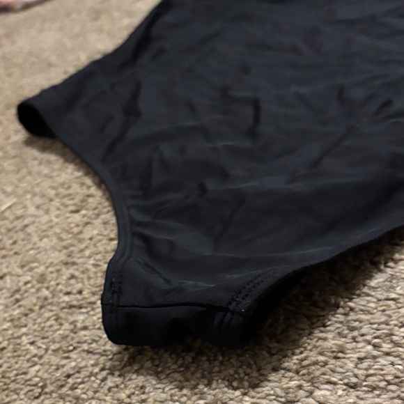 Amazon Black One Piece Swimsuit with Tropical Print - Picture 5 of 5